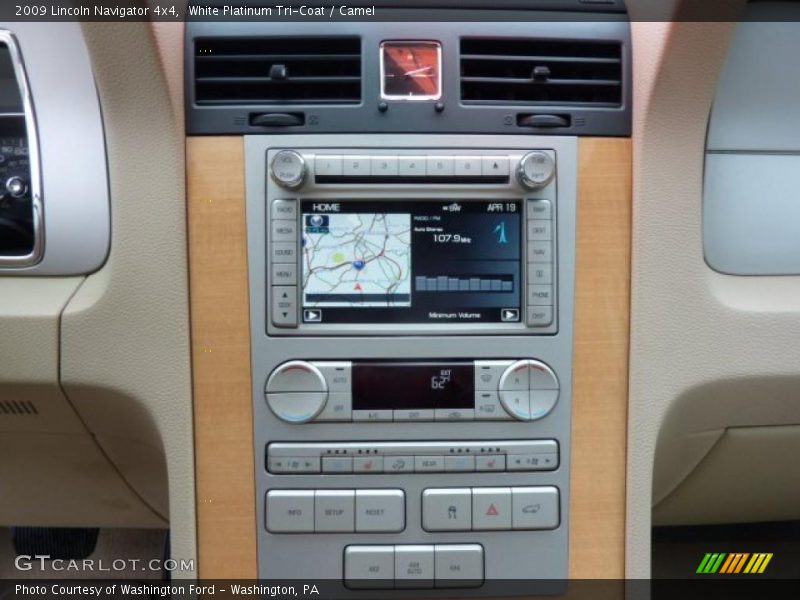 Controls of 2009 Navigator 4x4