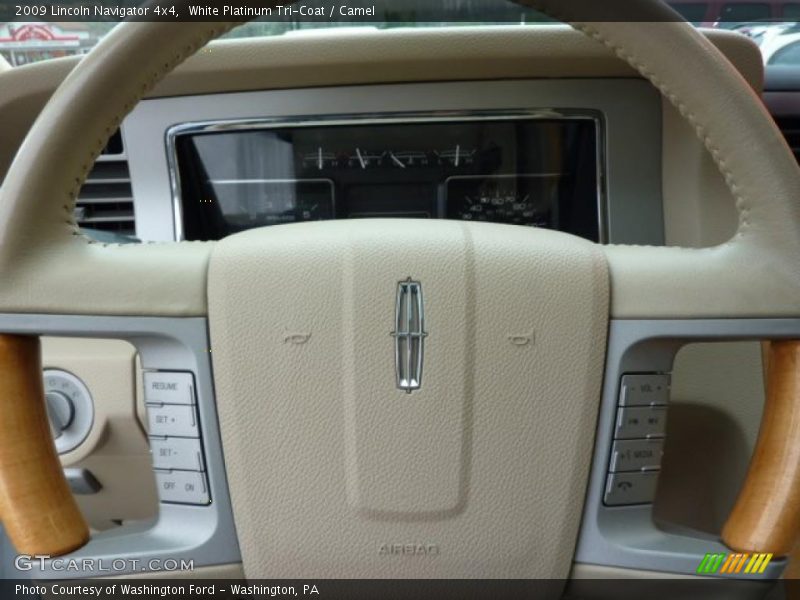  2009 Navigator 4x4 Steering Wheel