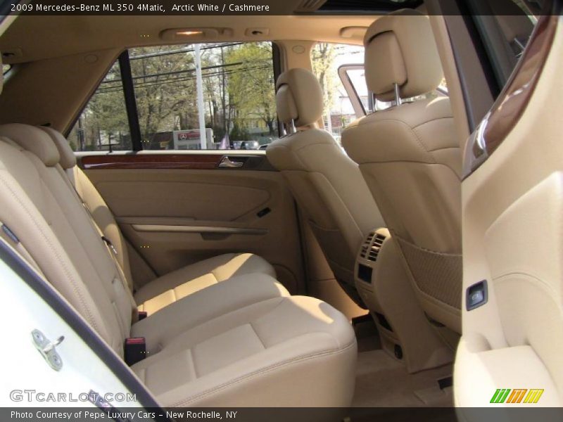 Arctic White / Cashmere 2009 Mercedes-Benz ML 350 4Matic