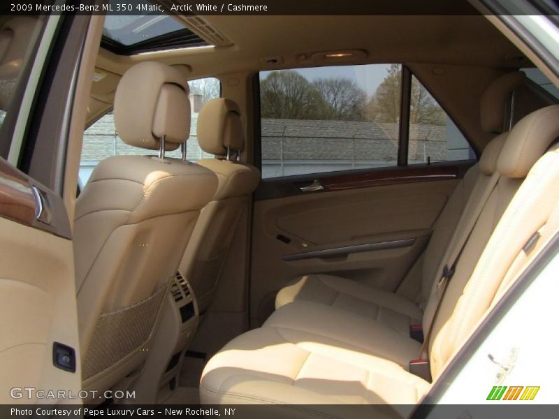 Arctic White / Cashmere 2009 Mercedes-Benz ML 350 4Matic