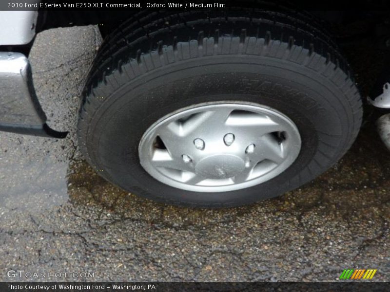 Oxford White / Medium Flint 2010 Ford E Series Van E250 XLT Commericial