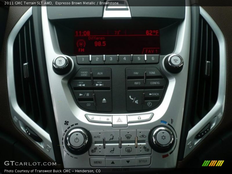 Controls of 2011 Terrain SLT AWD
