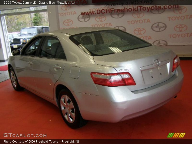 Classic Silver Metallic / Ash 2009 Toyota Camry LE