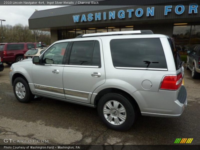 Ingot Silver Metallic / Charcoal Black 2010 Lincoln Navigator 4x4