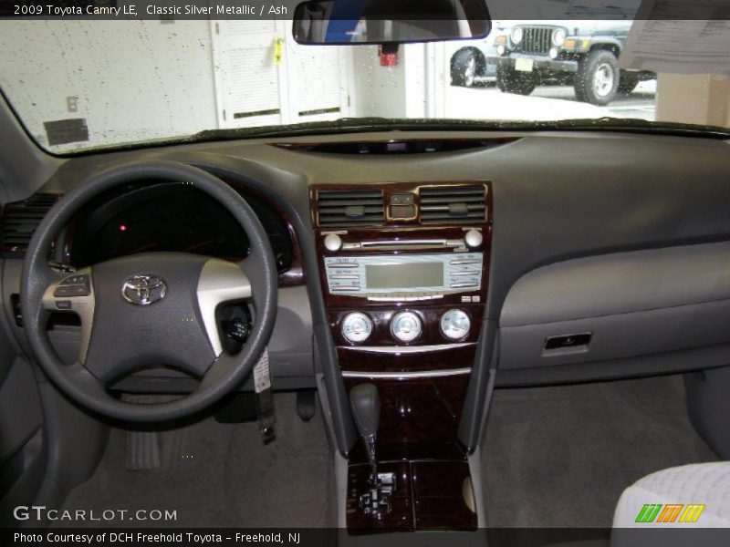 Classic Silver Metallic / Ash 2009 Toyota Camry LE