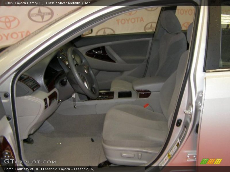 Classic Silver Metallic / Ash 2009 Toyota Camry LE