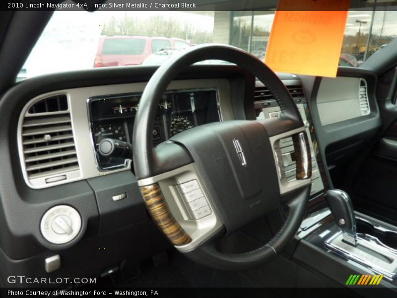 Ingot Silver Metallic / Charcoal Black 2010 Lincoln Navigator 4x4