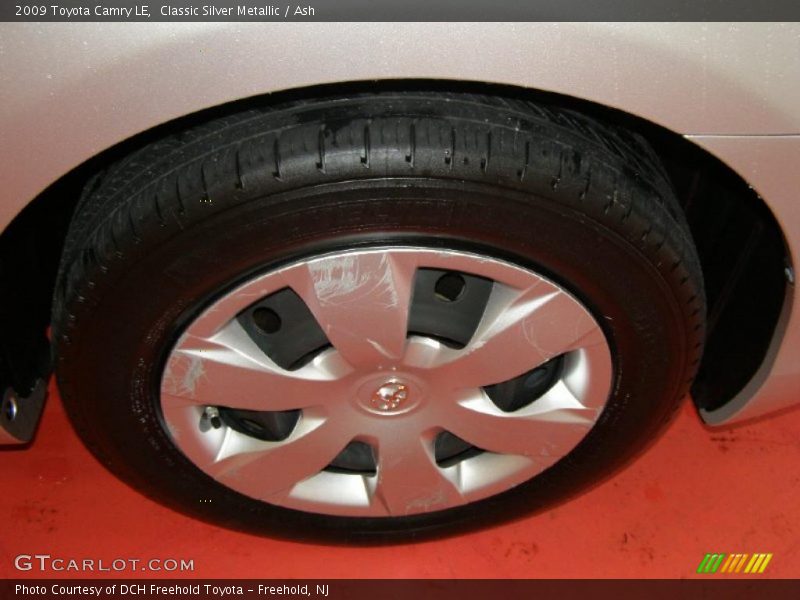 Classic Silver Metallic / Ash 2009 Toyota Camry LE