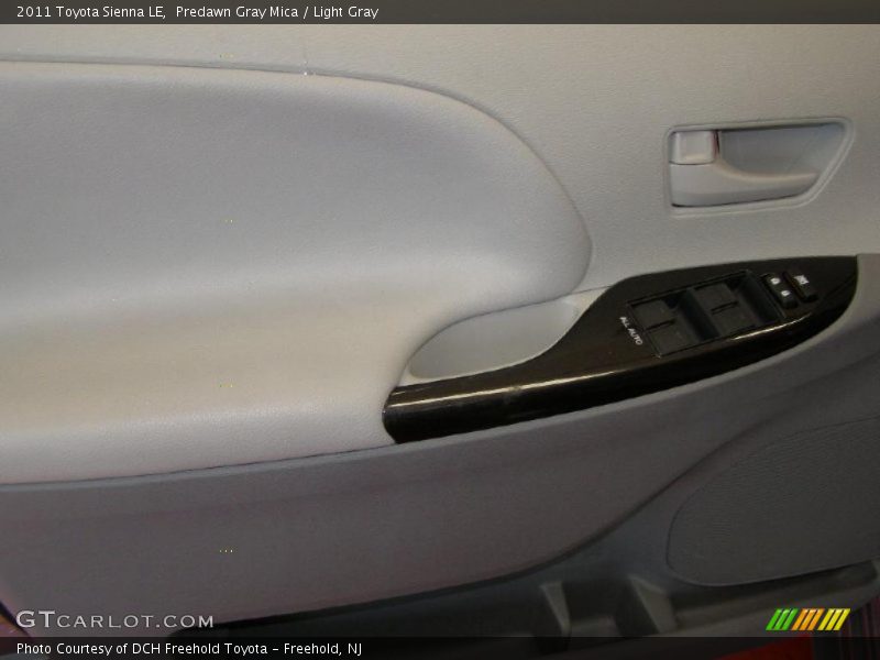 Predawn Gray Mica / Light Gray 2011 Toyota Sienna LE