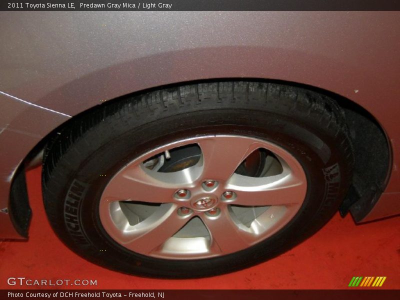 Predawn Gray Mica / Light Gray 2011 Toyota Sienna LE