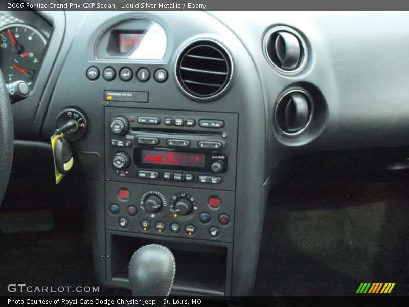 Liquid Silver Metallic / Ebony 2006 Pontiac Grand Prix GXP Sedan
