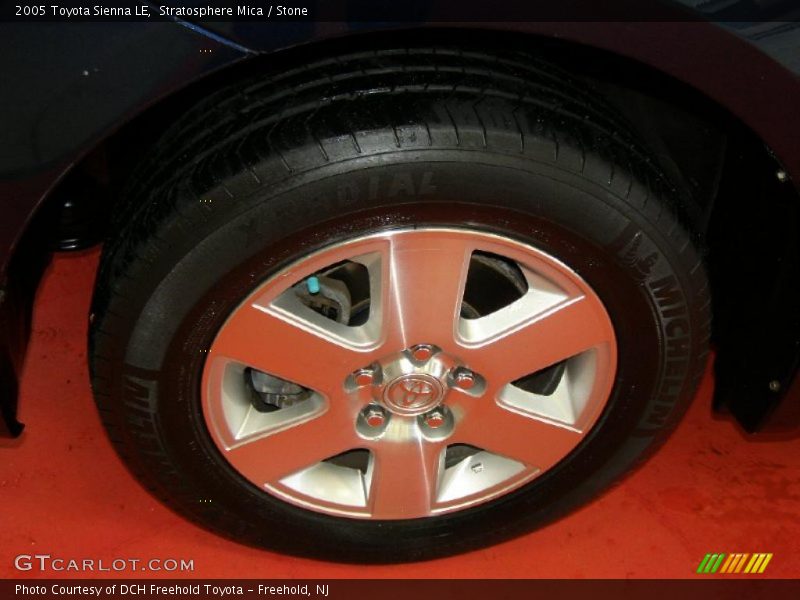 Stratosphere Mica / Stone 2005 Toyota Sienna LE