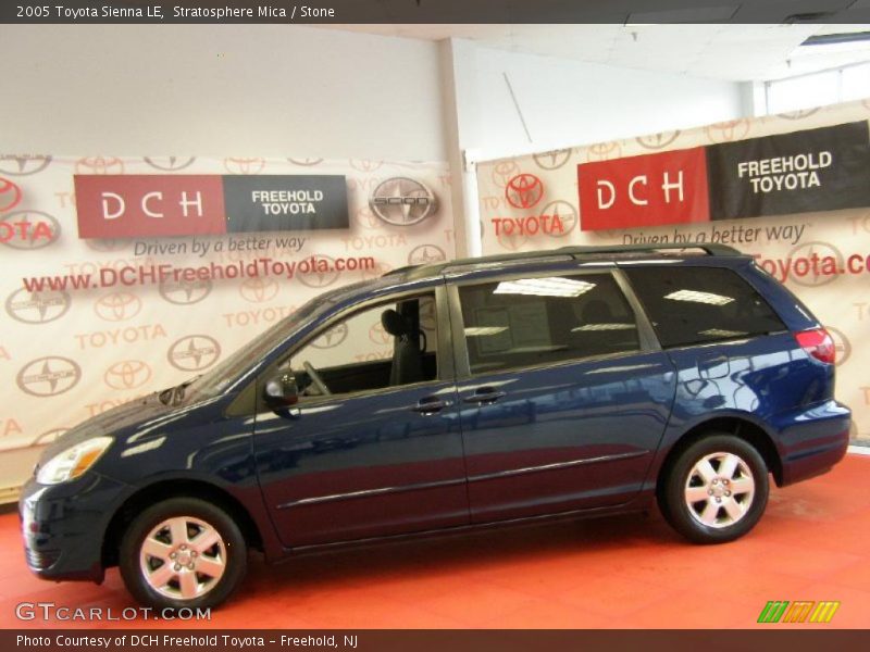 Stratosphere Mica / Stone 2005 Toyota Sienna LE