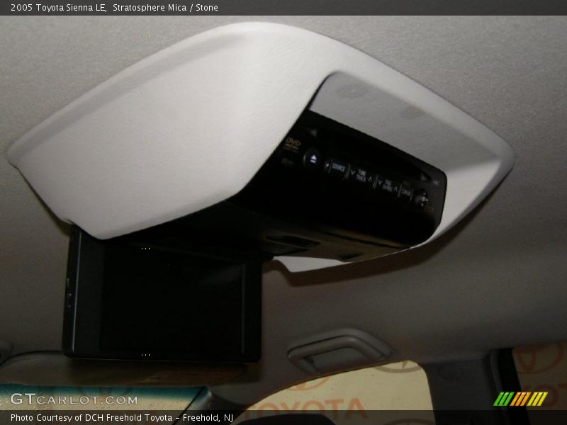 Stratosphere Mica / Stone 2005 Toyota Sienna LE