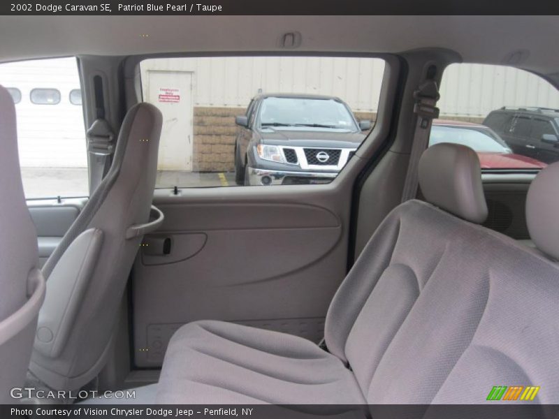 Patriot Blue Pearl / Taupe 2002 Dodge Caravan SE