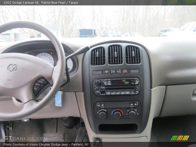 Patriot Blue Pearl / Taupe 2002 Dodge Caravan SE