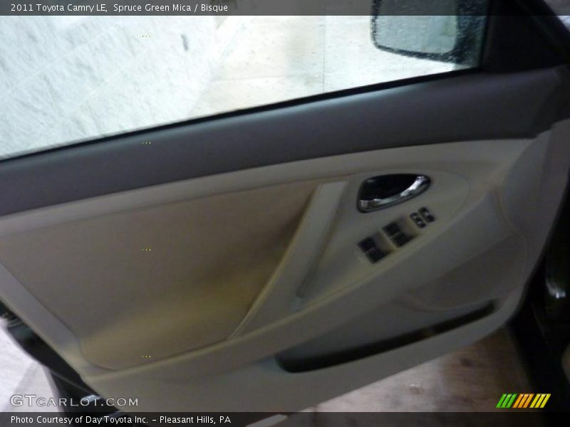Spruce Green Mica / Bisque 2011 Toyota Camry LE