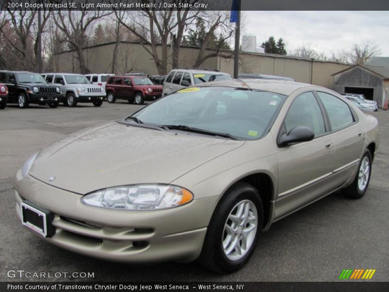 Light Almond Pearl Metallic / Dark Slate Gray 2004 Dodge Intrepid SE