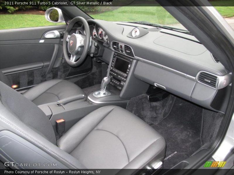 Dashboard of 2011 911 Turbo S Cabriolet