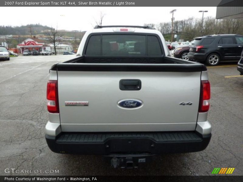 Silver Birch Metallic / Light Stone 2007 Ford Explorer Sport Trac XLT 4x4