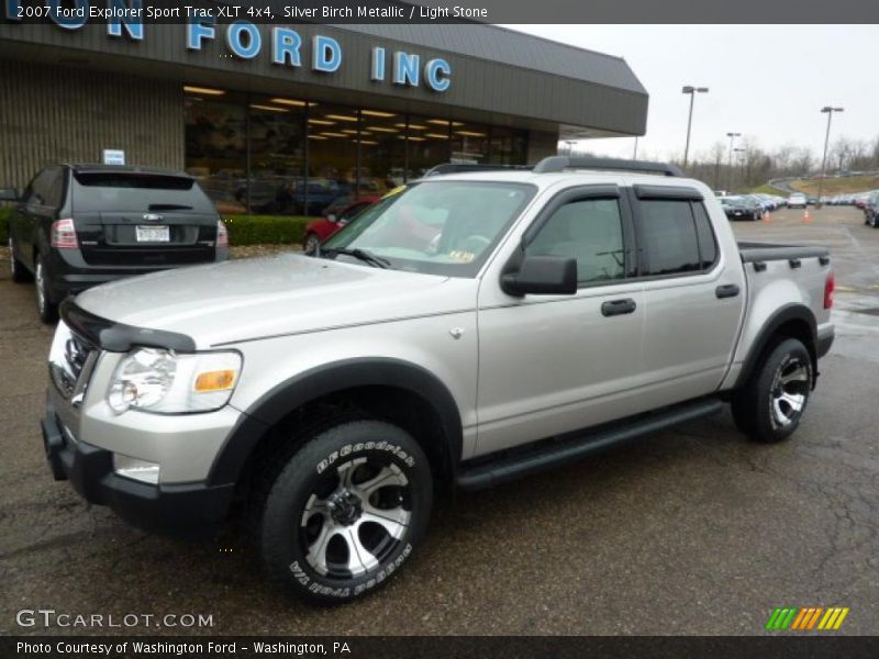 Silver Birch Metallic / Light Stone 2007 Ford Explorer Sport Trac XLT 4x4