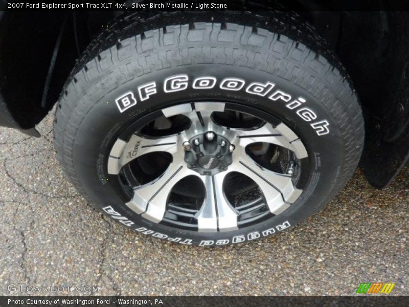 Custom Wheels of 2007 Explorer Sport Trac XLT 4x4