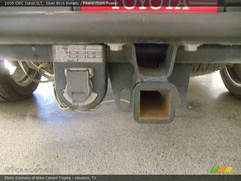 Silver Birch Metallic / Pewter/Dark Pewter 2005 GMC Yukon SLT