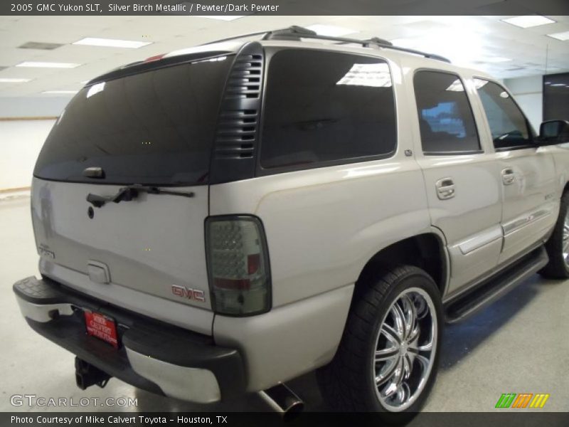 Silver Birch Metallic / Pewter/Dark Pewter 2005 GMC Yukon SLT
