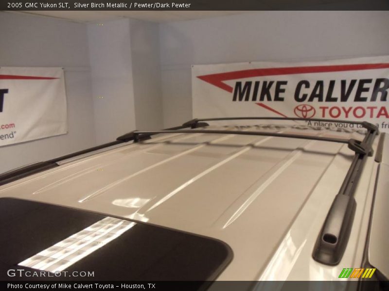 Silver Birch Metallic / Pewter/Dark Pewter 2005 GMC Yukon SLT