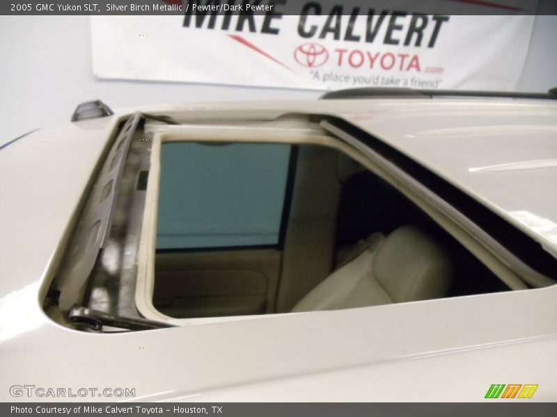 Silver Birch Metallic / Pewter/Dark Pewter 2005 GMC Yukon SLT