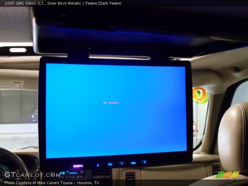 Silver Birch Metallic / Pewter/Dark Pewter 2005 GMC Yukon SLT
