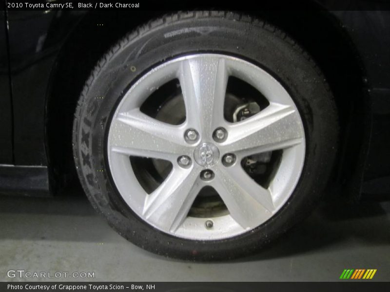 Black / Dark Charcoal 2010 Toyota Camry SE