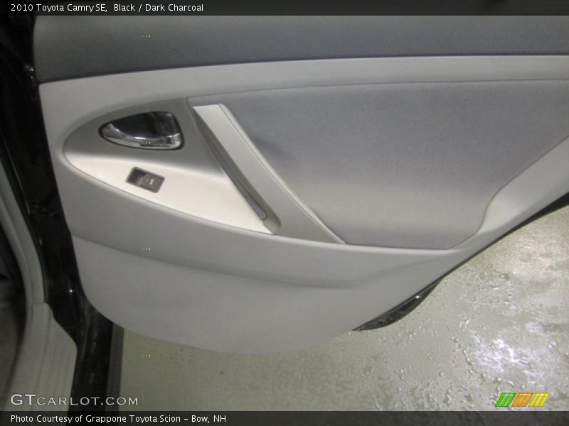 Black / Dark Charcoal 2010 Toyota Camry SE