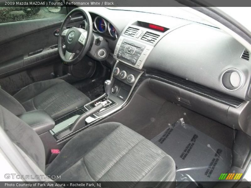 Performance White / Black 2009 Mazda MAZDA6 i Touring