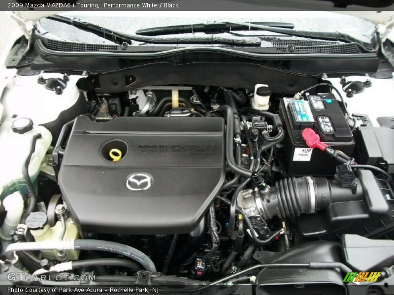 Performance White / Black 2009 Mazda MAZDA6 i Touring