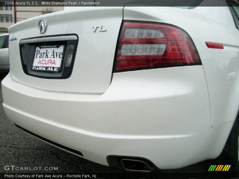 White Diamond Pearl / Parchment 2008 Acura TL 3.2
