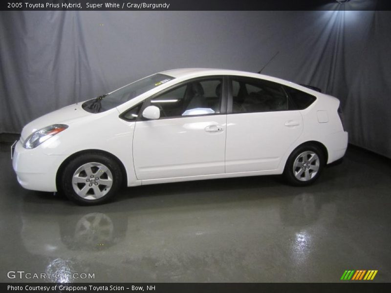 Super White / Gray/Burgundy 2005 Toyota Prius Hybrid