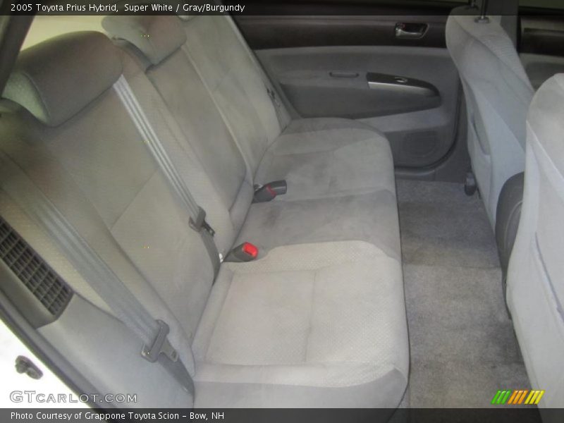 Super White / Gray/Burgundy 2005 Toyota Prius Hybrid
