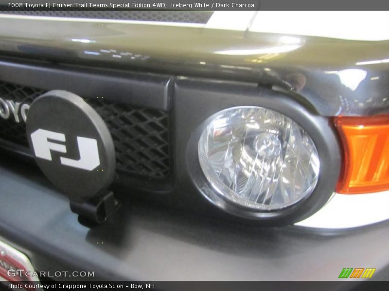 Iceberg White / Dark Charcoal 2008 Toyota FJ Cruiser Trail Teams Special Edition 4WD