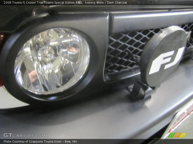 Iceberg White / Dark Charcoal 2008 Toyota FJ Cruiser Trail Teams Special Edition 4WD