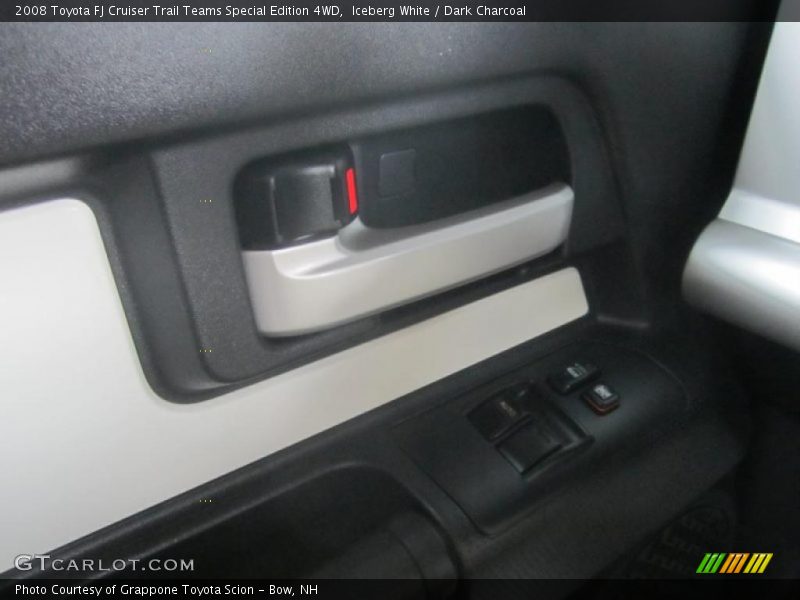 Iceberg White / Dark Charcoal 2008 Toyota FJ Cruiser Trail Teams Special Edition 4WD