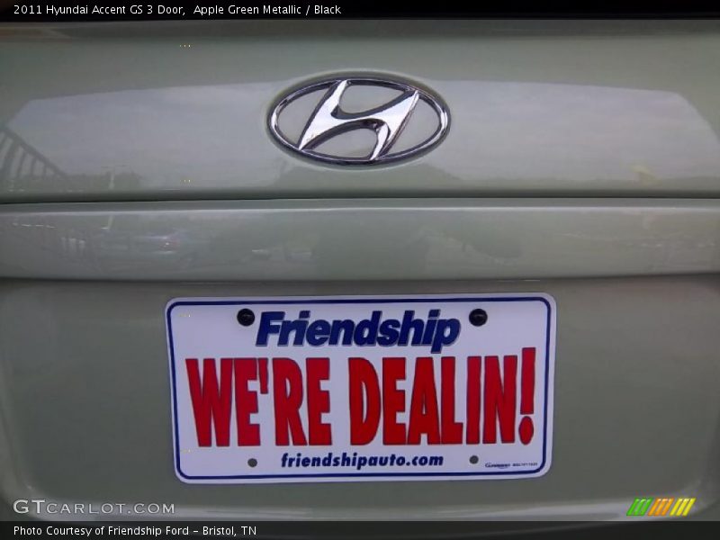 Apple Green Metallic / Black 2011 Hyundai Accent GS 3 Door