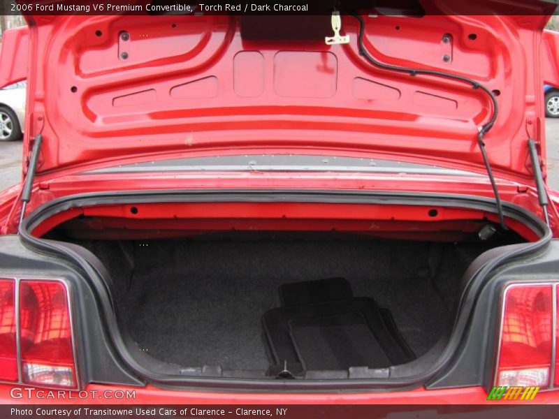 Torch Red / Dark Charcoal 2006 Ford Mustang V6 Premium Convertible