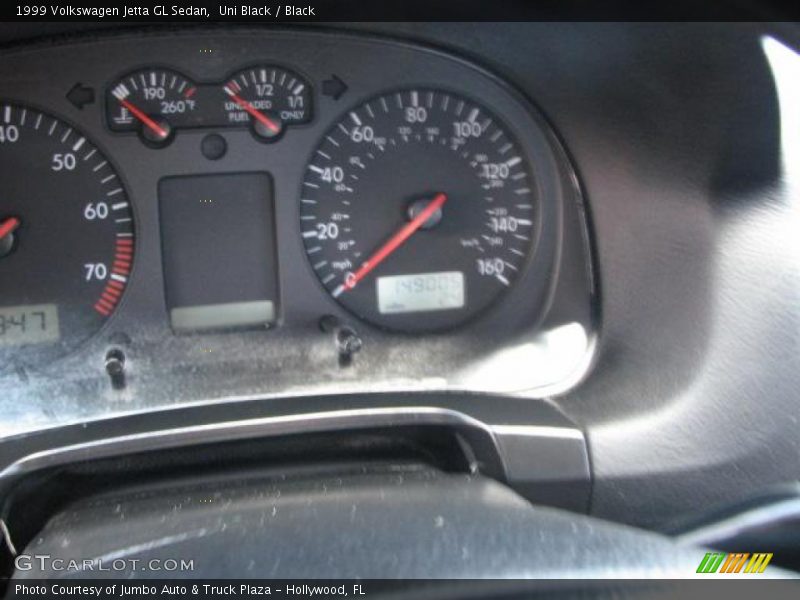Uni Black / Black 1999 Volkswagen Jetta GL Sedan