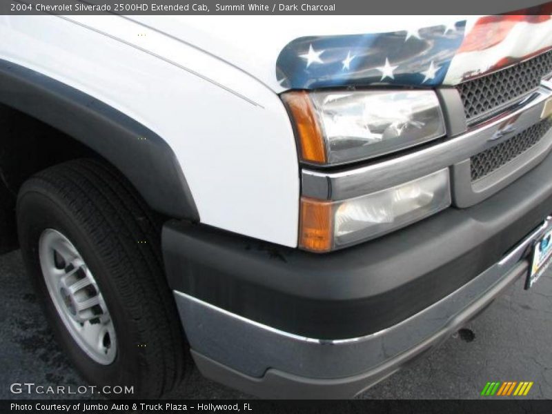 Summit White / Dark Charcoal 2004 Chevrolet Silverado 2500HD Extended Cab