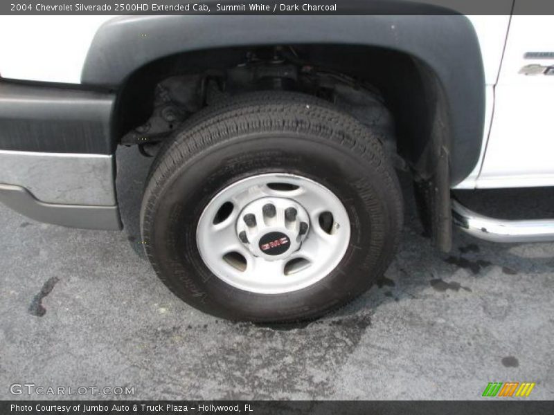 Summit White / Dark Charcoal 2004 Chevrolet Silverado 2500HD Extended Cab