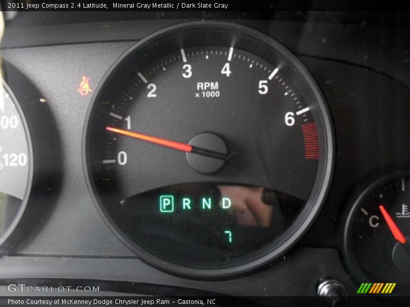 Mineral Gray Metallic / Dark Slate Gray 2011 Jeep Compass 2.4 Latitude