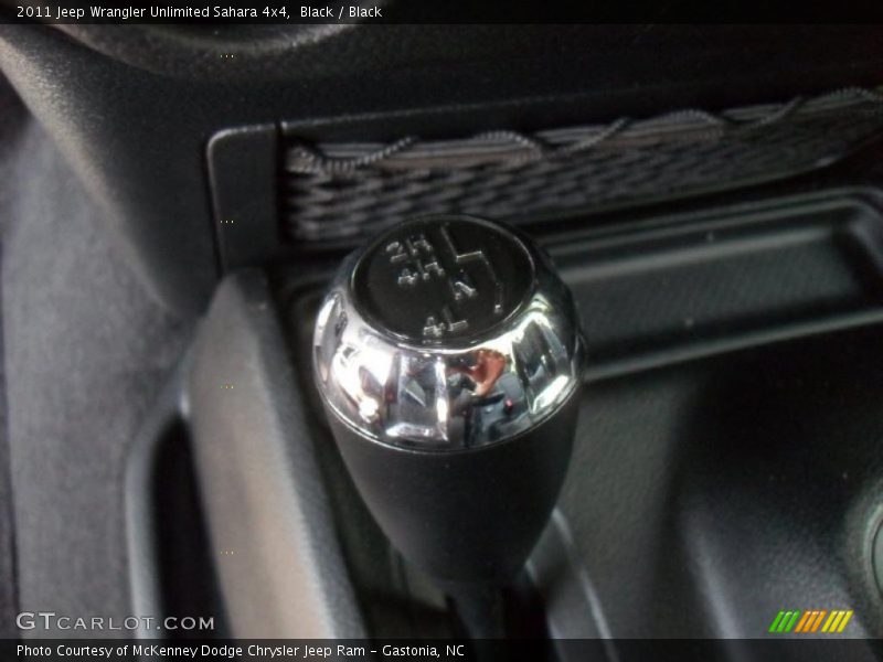 Black / Black 2011 Jeep Wrangler Unlimited Sahara 4x4