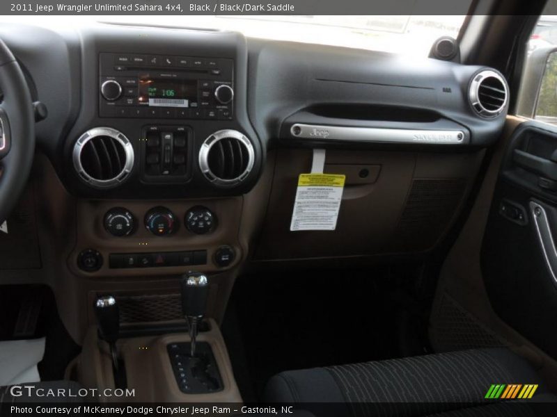 Black / Black/Dark Saddle 2011 Jeep Wrangler Unlimited Sahara 4x4