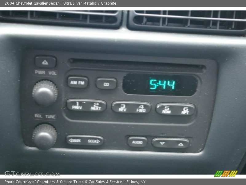 Ultra Silver Metallic / Graphite 2004 Chevrolet Cavalier Sedan